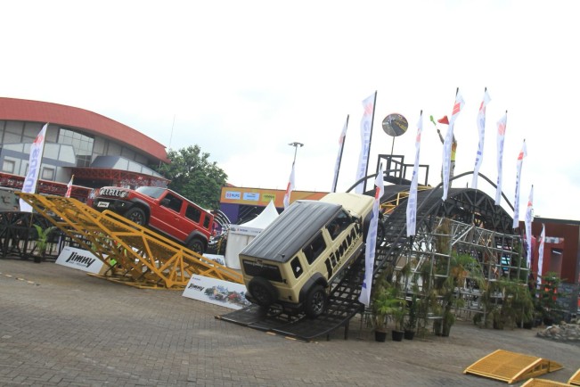 Jimny 5 Pintu dihentikan penjualannya di Jepang. (SIS)